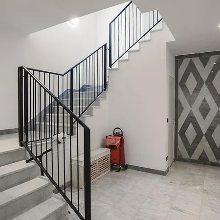 Washington Homes Apartment Milan