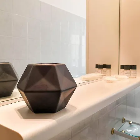 Joivy 1 Bedroom Next To Piazza Leonardo Da Vinci Appartement Milan