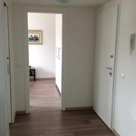Apartment Ciceri Visconti Milan