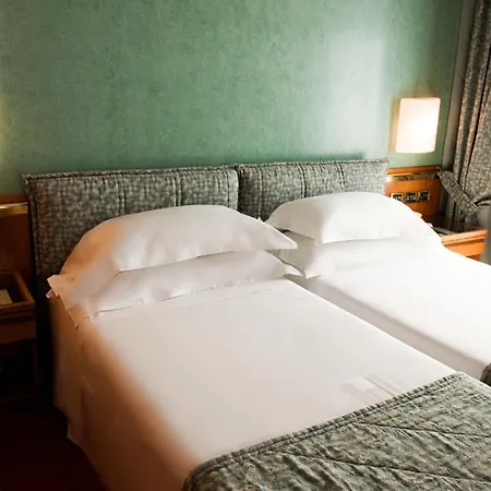 Michelangelo Hotel