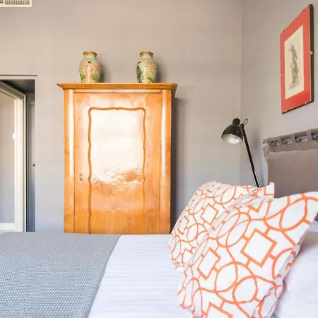 Apartman Charming Apartment, A Unique Home, 2 Bedrooms Milánó