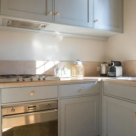 Charming Apartment, A Unique Home, 2 Bedrooms Appartement