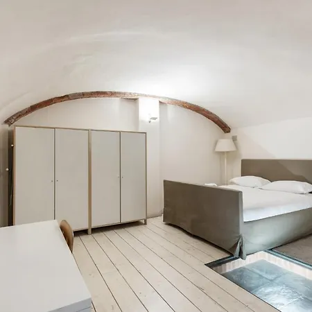 In The Heart Of Navigli Apartment