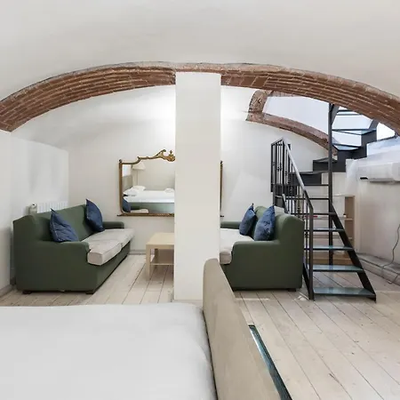 Apartment In The Heart Of Navigli Milan