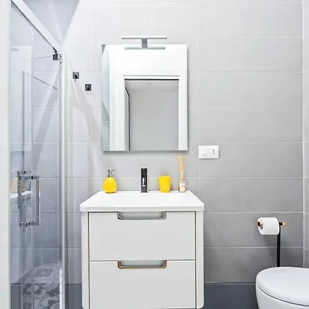 Design And New Flat In Navigli District