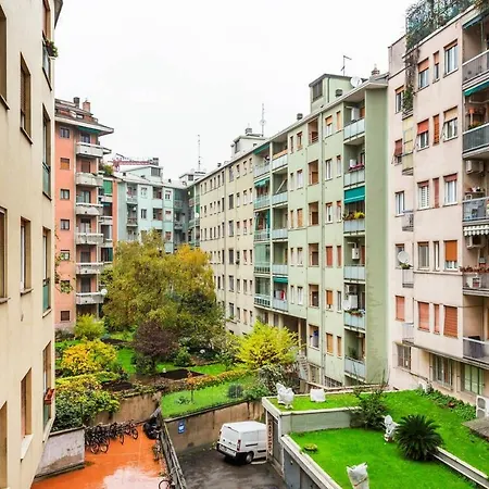 Design And New Flat In Navigli District