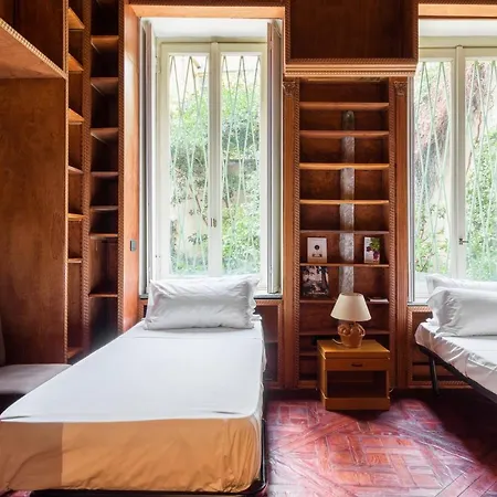 Exclusive 4Bdr Apartment Near Duomo