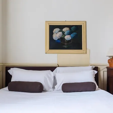 Exclusive 4Bdr Apartment Near Duomo * Milan
