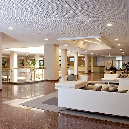 Hotel Atahotel Quark 4*