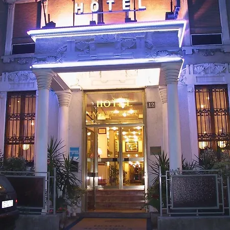 梅尔卡酒店 3* 米兰