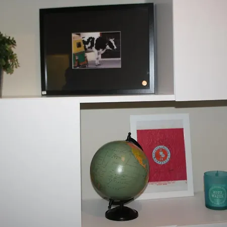 La Casa-atelier Apartment