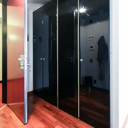 San Nazaro Apartment *
