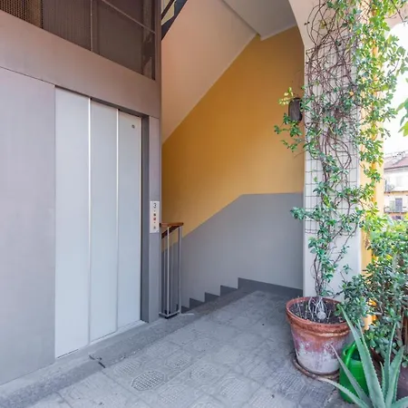 Via Farini 2 Appartement