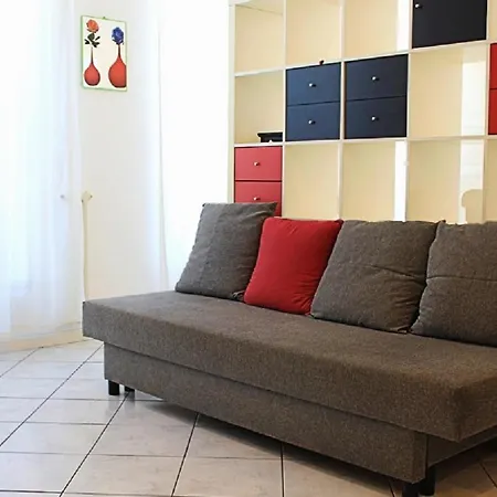 I Livin - Via Rosmini, 8 Milán
