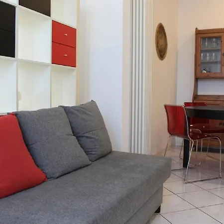 I Livin - Via Rosmini, 8 * Milán