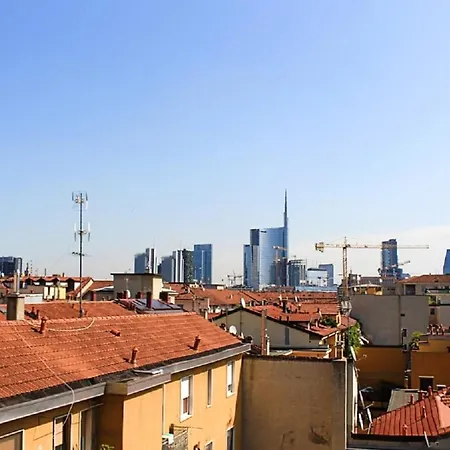 I Livin - Via Rosmini, 8 Milán