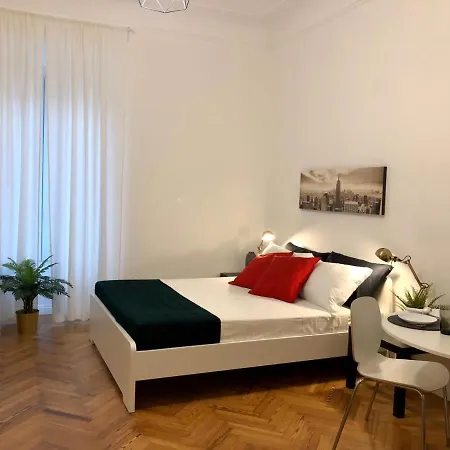 Hemeras Boutique Homes - 4 Design Near Central Station Apartment *