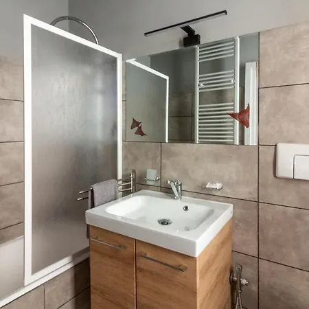 La Del Teatro * Milánó