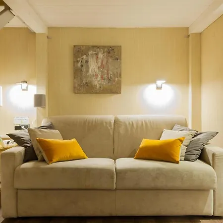 Guesthero - Cozy Near Porta Venezia Apartament *