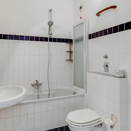 City Center Apartment