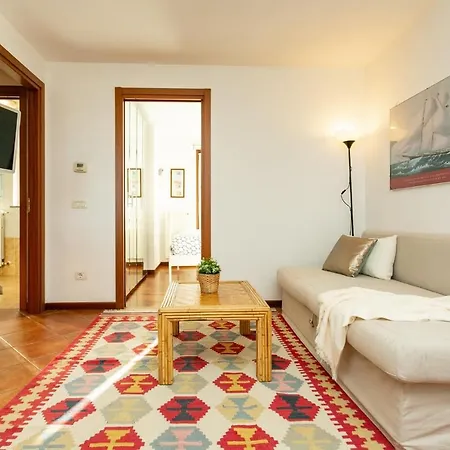 Wonderful With Terrace Appartamento