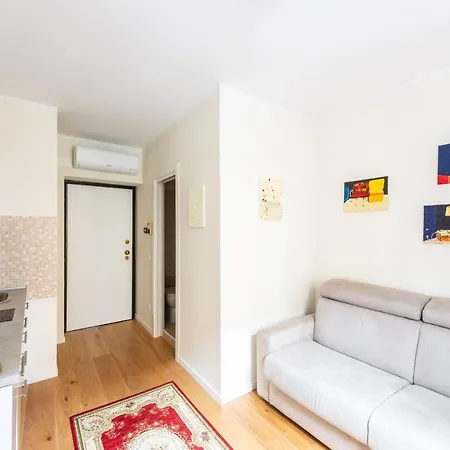 The Small Cozy Studio Porta Venezia