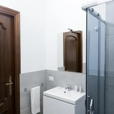 Hemeras Boutique Homes - 4 Design Near Central Station *