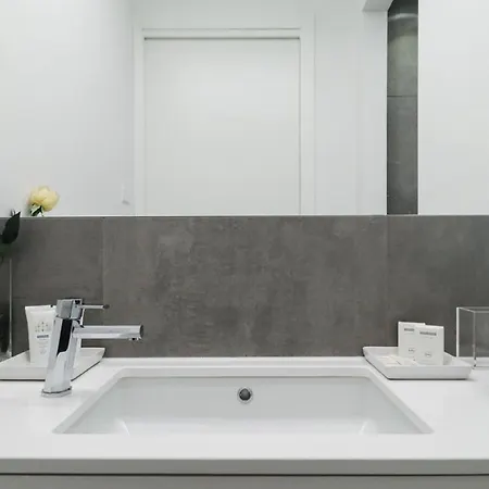 Italianway - Macchi 4 * Milan