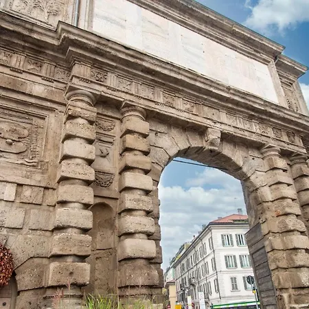 アパート Bnbutler Friuli, 24 - Porta Romana ミラノ