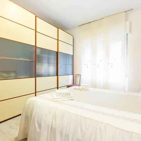 Gambara Bright Flat Apartman *