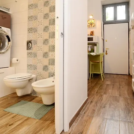 Comfortable, Silent And Charming Loft By The Navigli Apartment *