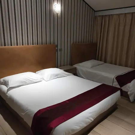 ホテル イジバン