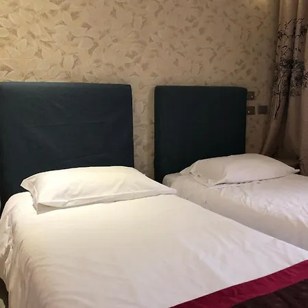 イジバン ホテル