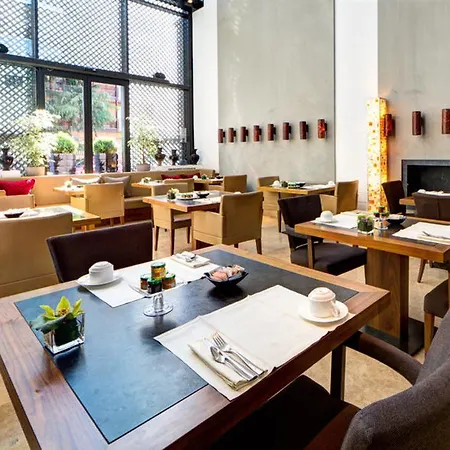 Szálloda Milan Suite Hotel Milánó