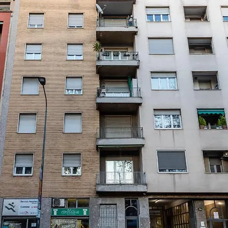 Daire Cenisio Les House Colors *