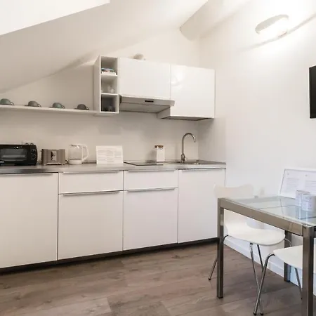Italianway - Corso 9 * Mailand