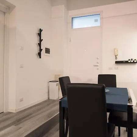 Youhosty - Ariberto 22 Apartament *