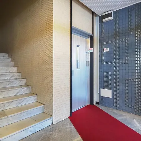 La Casa Di Diana Milan