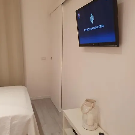 Fiera San Siro 2 *