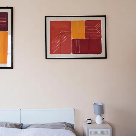 Brera District 2 Bedrooms -youhosty ミラノ