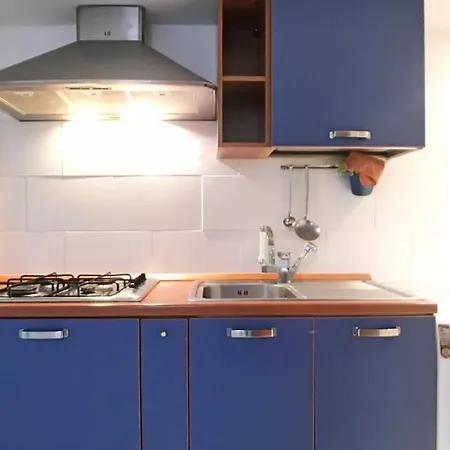 Loft In Modern Near M1 Pasteur Guest house *