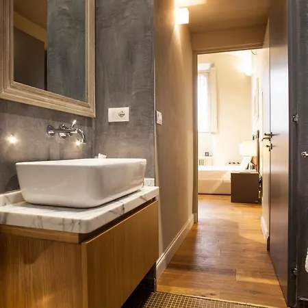 Hemeras Boutique Homes - Design In Center Milan