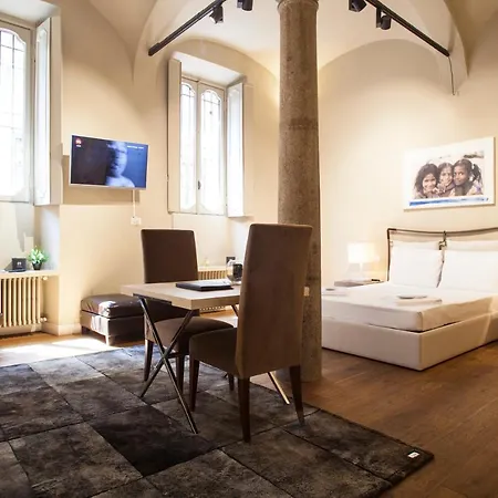 Apartment Hemeras Boutique Homes - Design In Center Milan