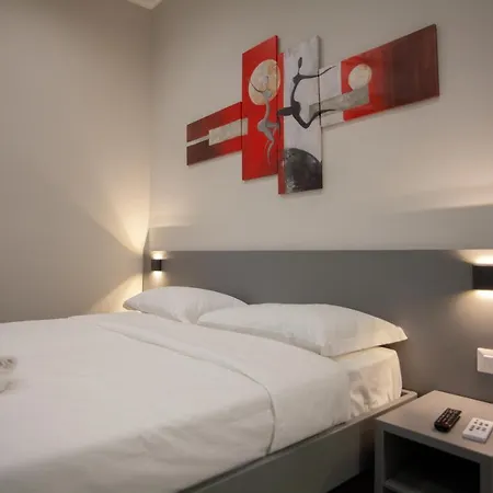 Accursio Rentclass Alba Apartment