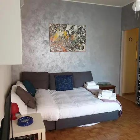 Kibilu - Viale Monza * Milan