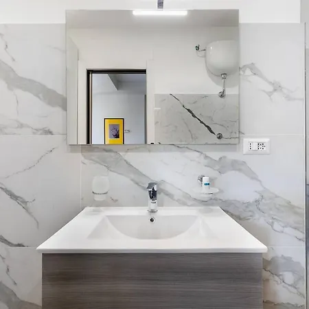 Central Flat In Porta Venezia *