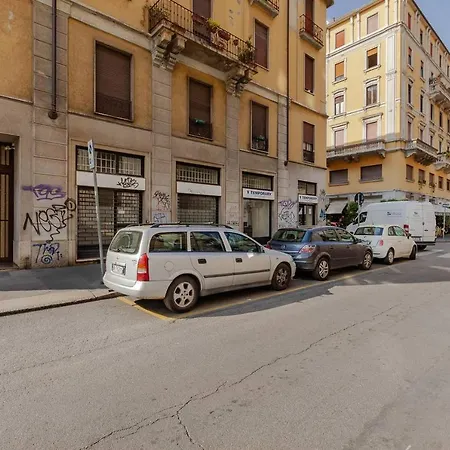 아파트 Central Flat In Porta Venezia