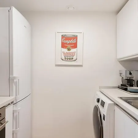 Apartment Amazing With Botanic Touch In The Center