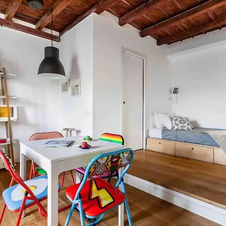 Cozy And Comfy Studio In Brera *