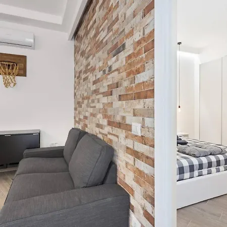 Modern And New Flat In Duomo Area * Milánó